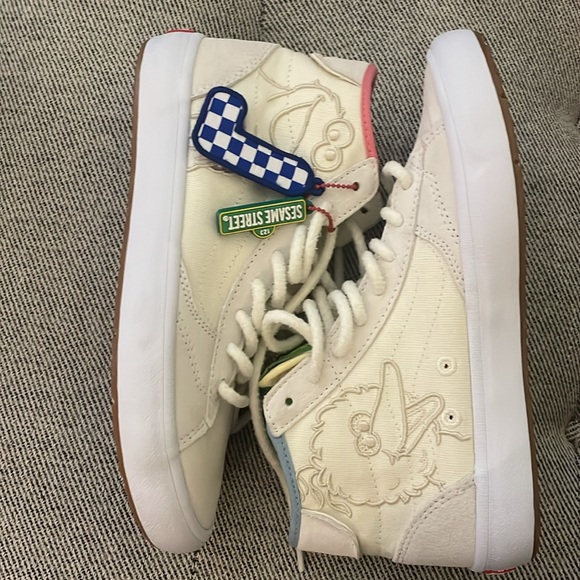 VANS | SESAME STREET LIZZIE ARMANTO | WOMENS size 7.5 | MEN Size 6 - Picture 2 of 5